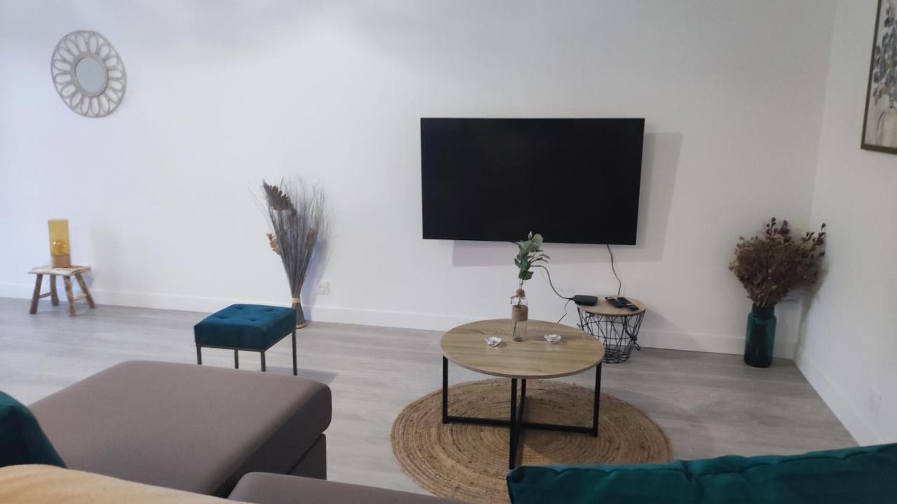 Appartamento Calypso- Grand T3 70 M2 - Arrivee Autonome - Parking Prive Gratuit Melun Esterno foto